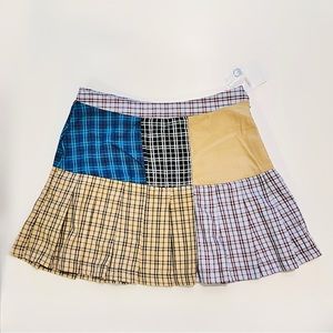 NWT Forever 21 Multicolor Tartan Plaid Reworked Patchwork Pleated Skirt